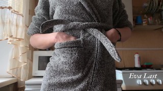 seduced my friend while I'm not at home